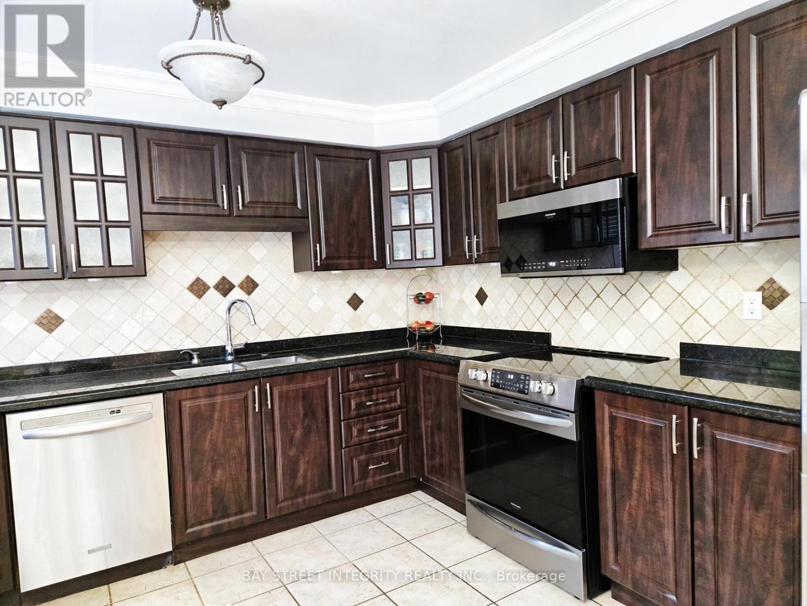 3956 DEEPWOOD HEIGHTS Image 16