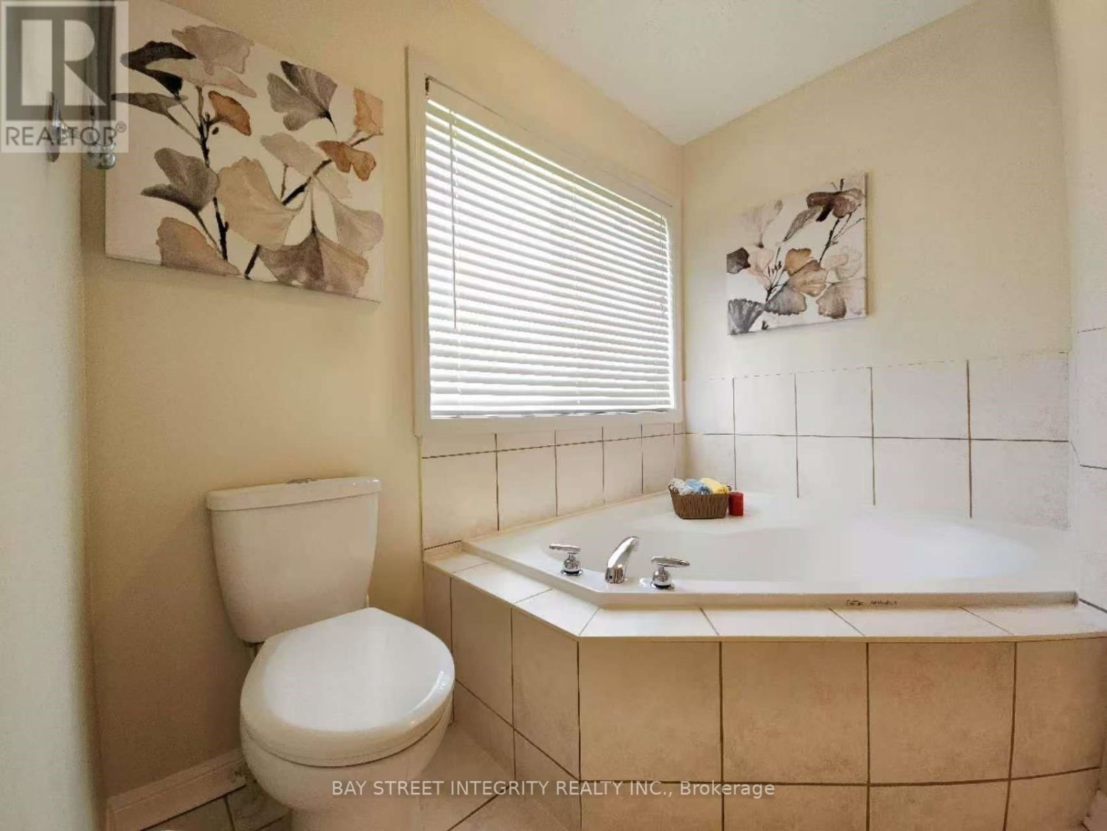 3956 DEEPWOOD HEIGHTS Image 25