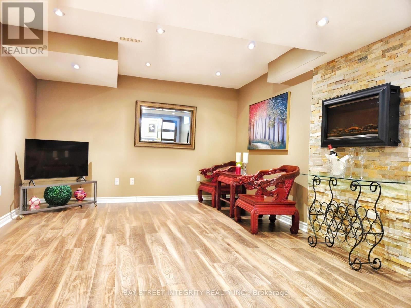 3956 DEEPWOOD HEIGHTS Image 34