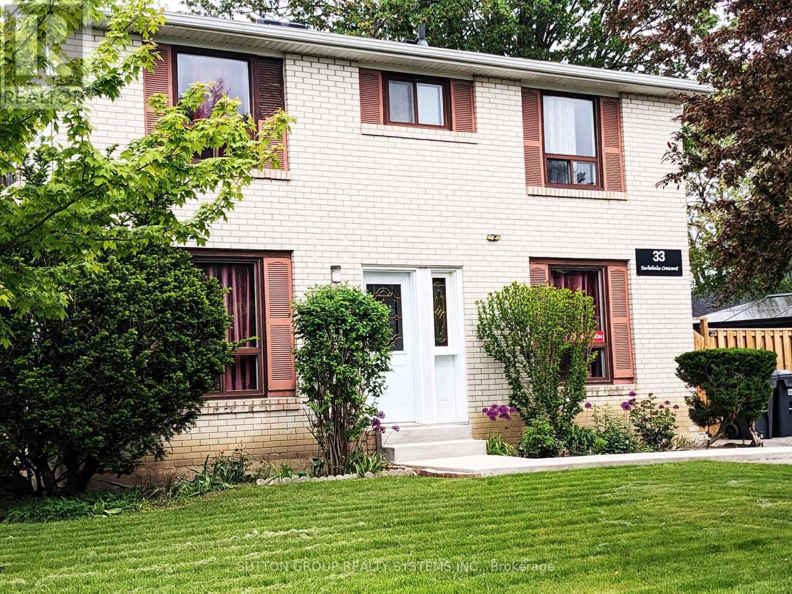 33 EARLSDALE CRESCENT Image 27