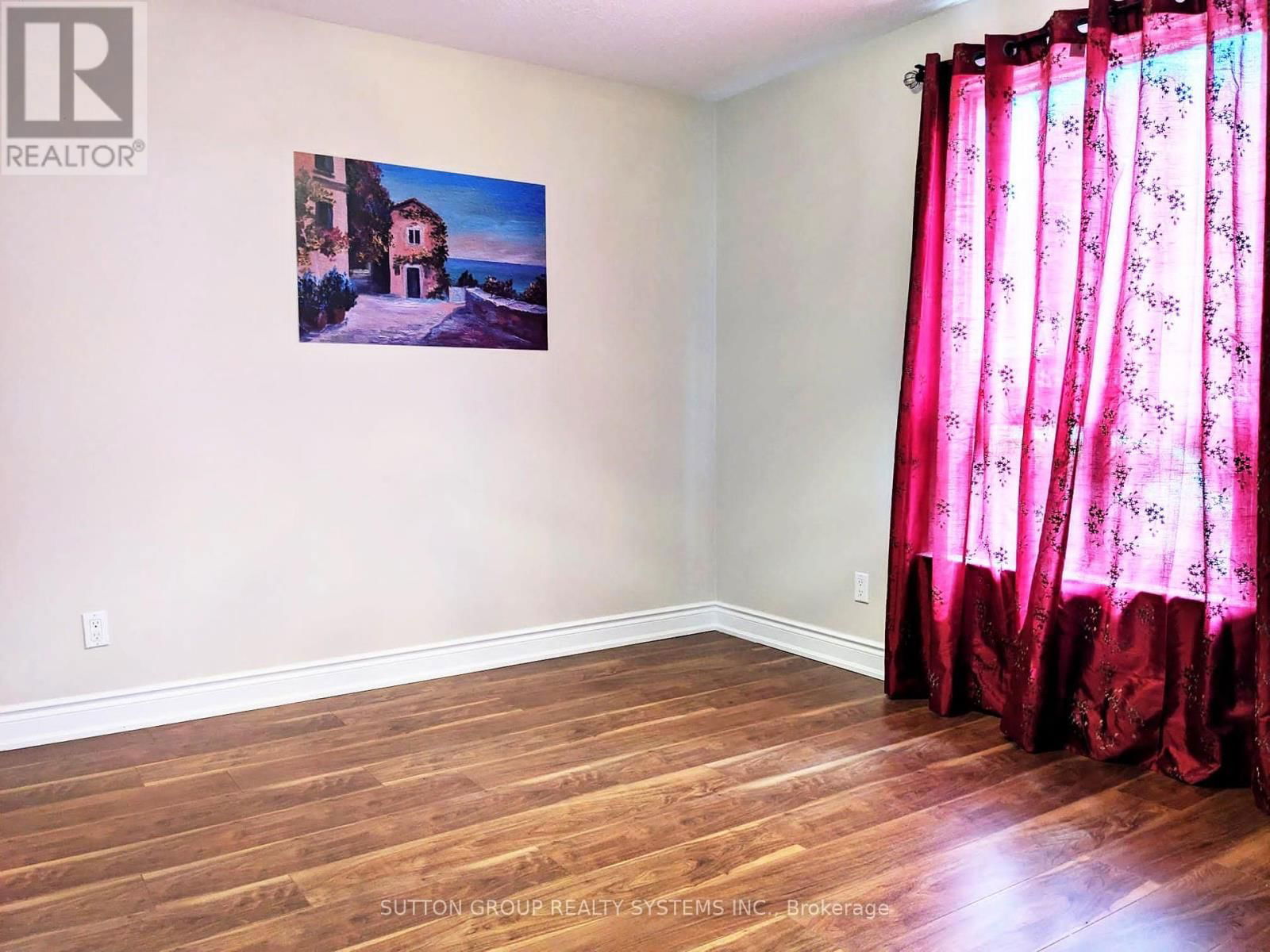 33 EARLSDALE CRESCENT Image 7