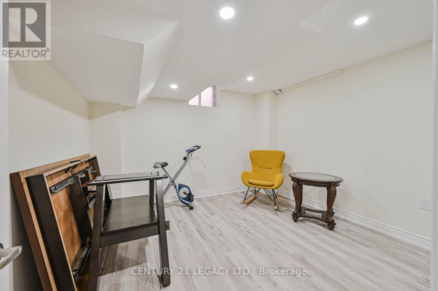 58 GAMSON CRESCENT Image 45