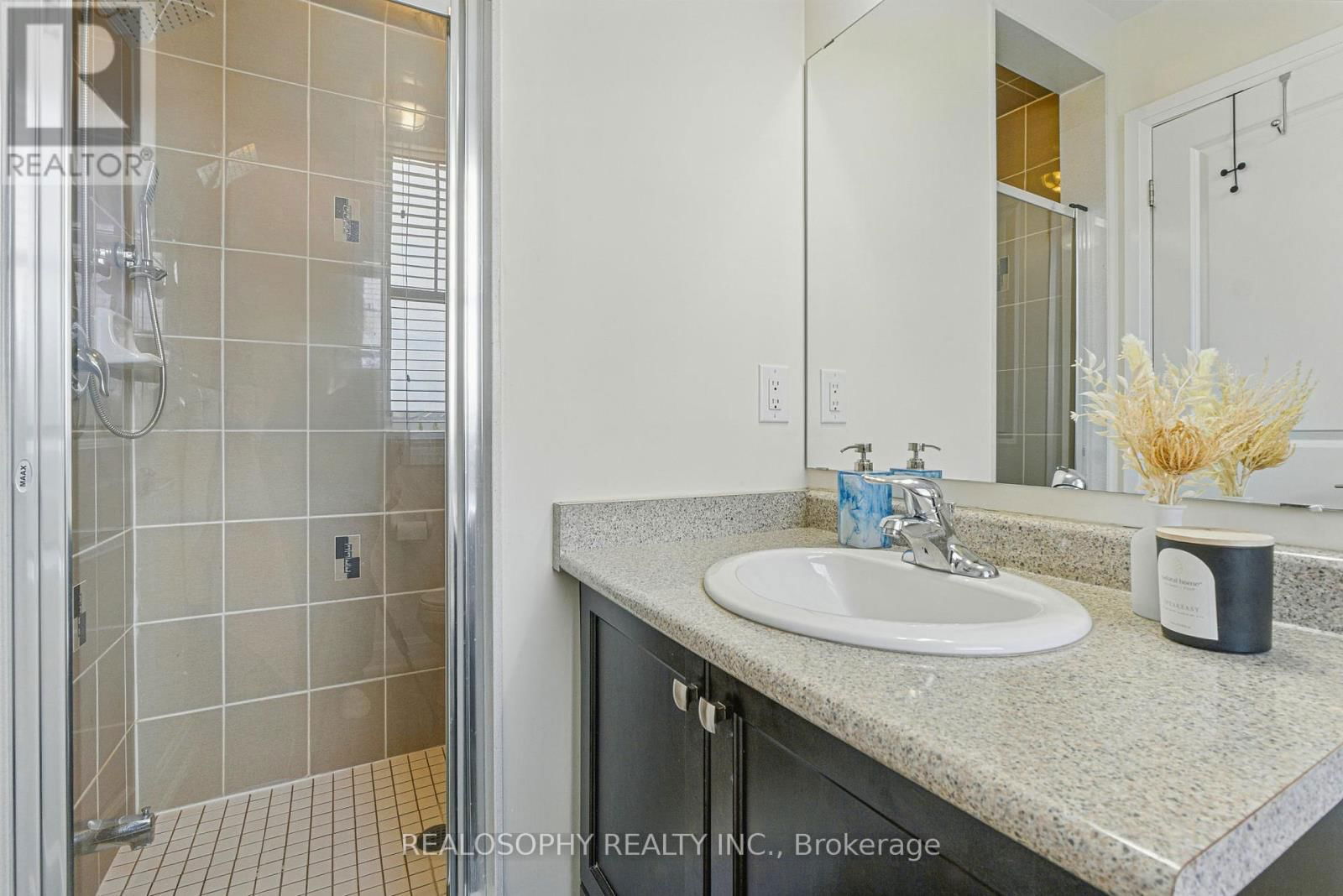 304 - 2333 SAWGRASS DRIVE Image 23