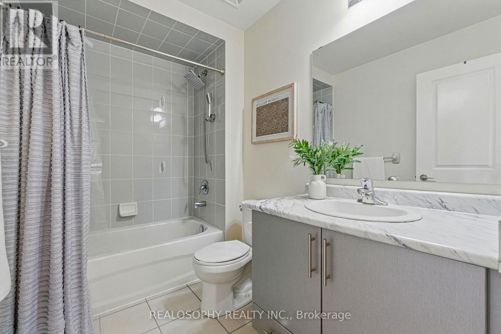304 - 2333 SAWGRASS DRIVE Image 33