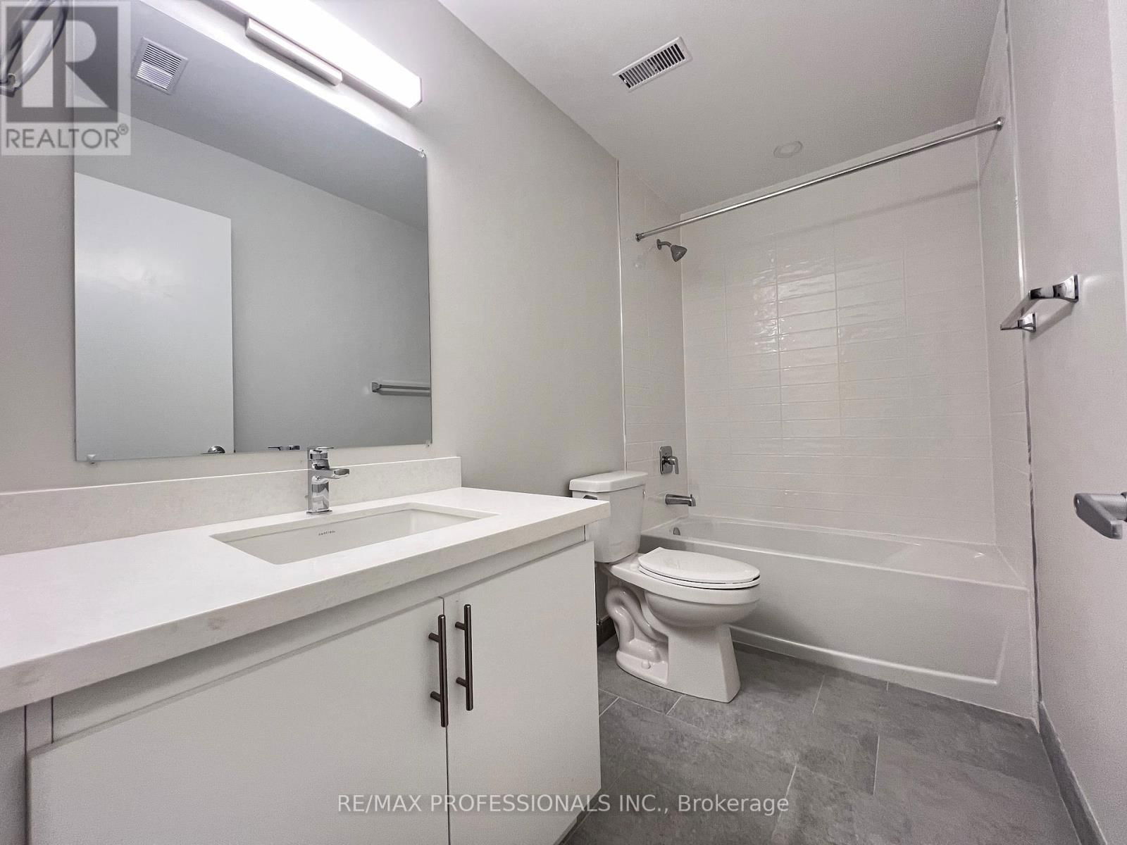 112 - 62 DIXFIELD DRIVE Image 19