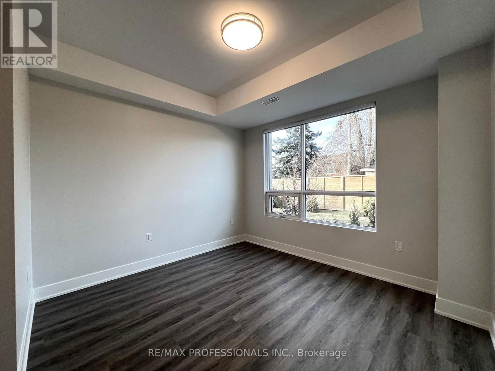112 - 62 DIXFIELD DRIVE Image 9
