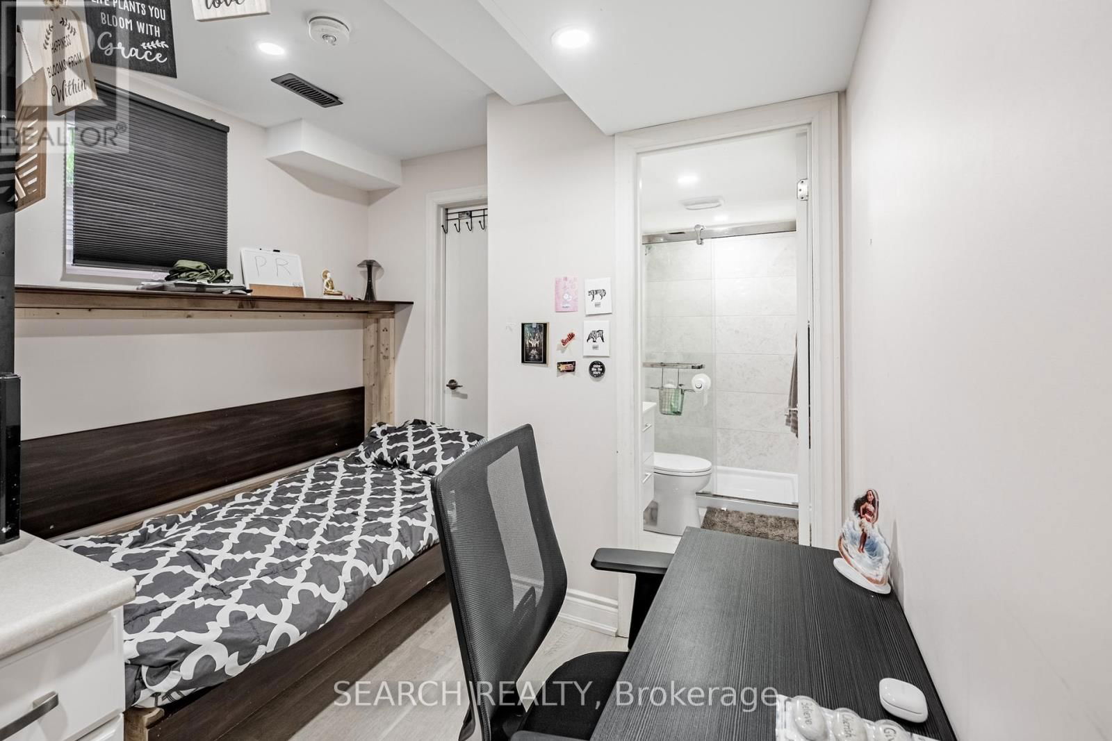 1474 KOVACHIK BOULEVARD Image 29