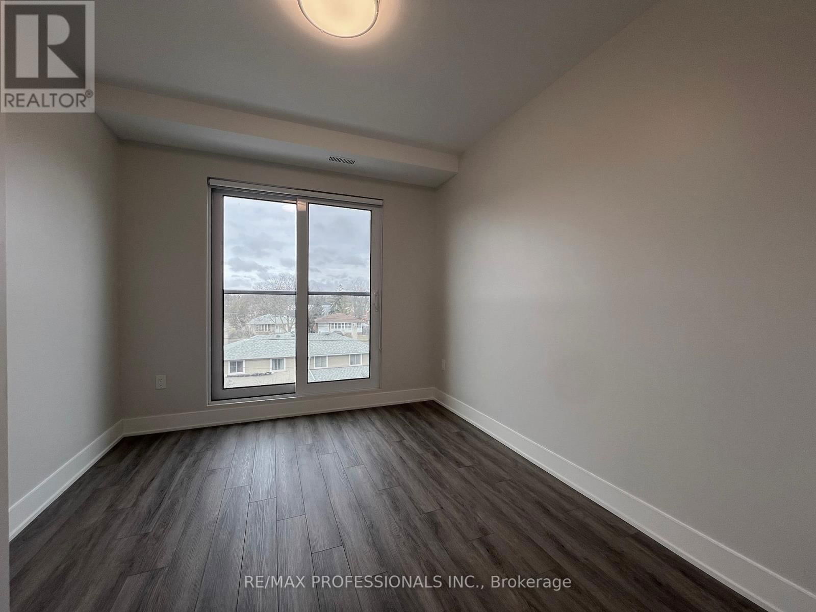 139 - 62 DIXFIELD DRIVE Image 16