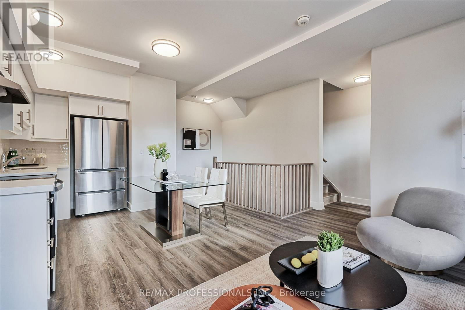 135 - 62 DIXFIELD DRIVE Image 6
