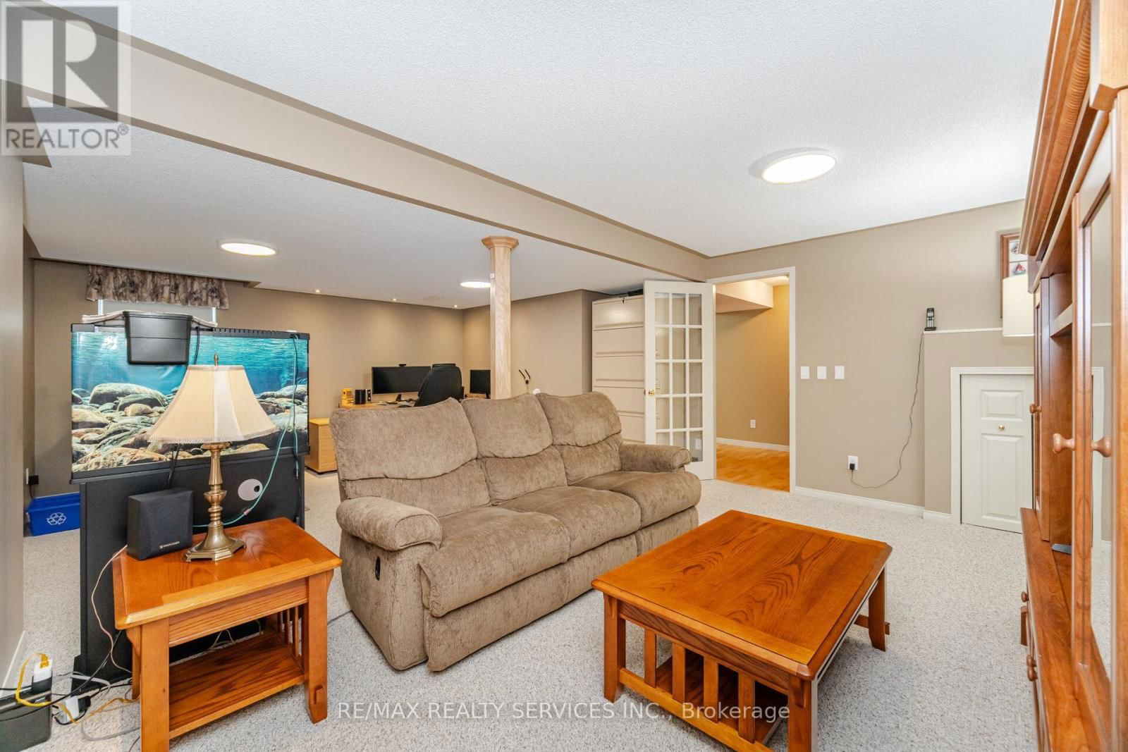 8 INWOOD PLACE Image 29