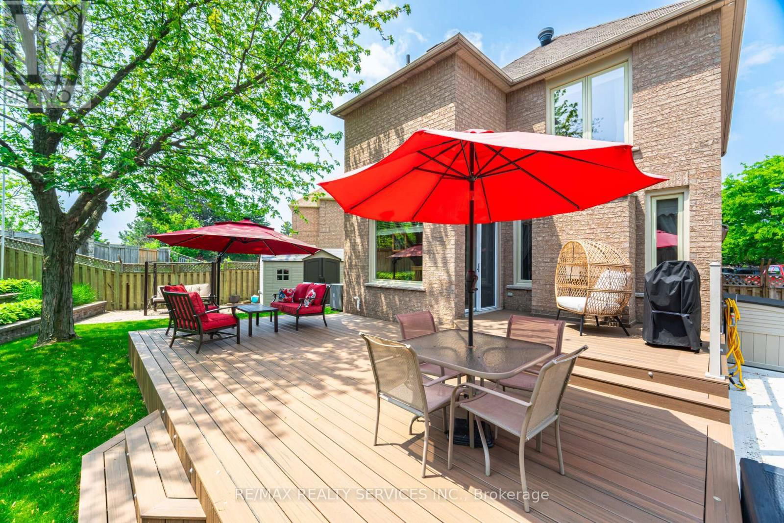 8 INWOOD PLACE Image 35