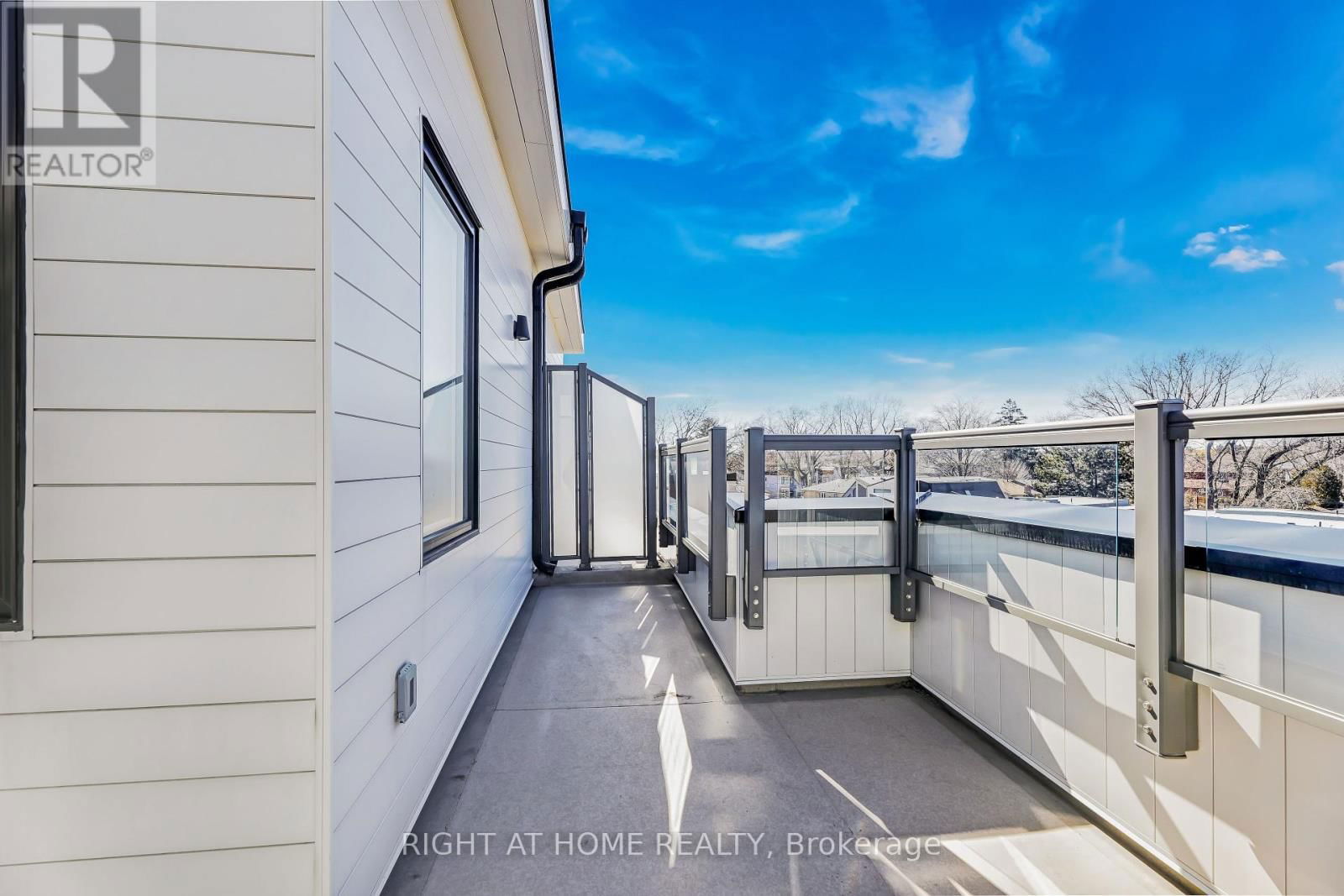 135 HIGH STREET WEST Image 32