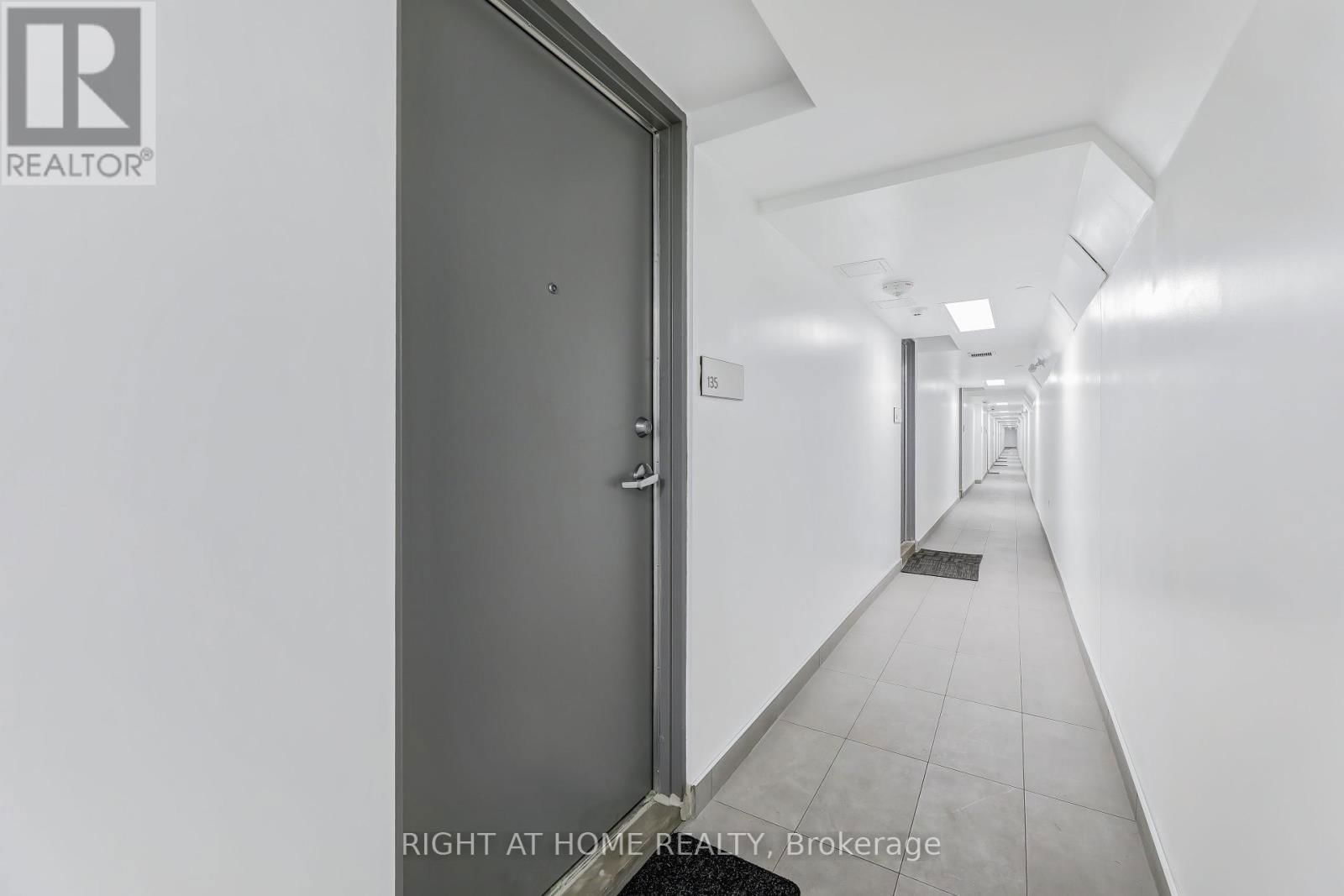 135 HIGH STREET WEST Image 38
