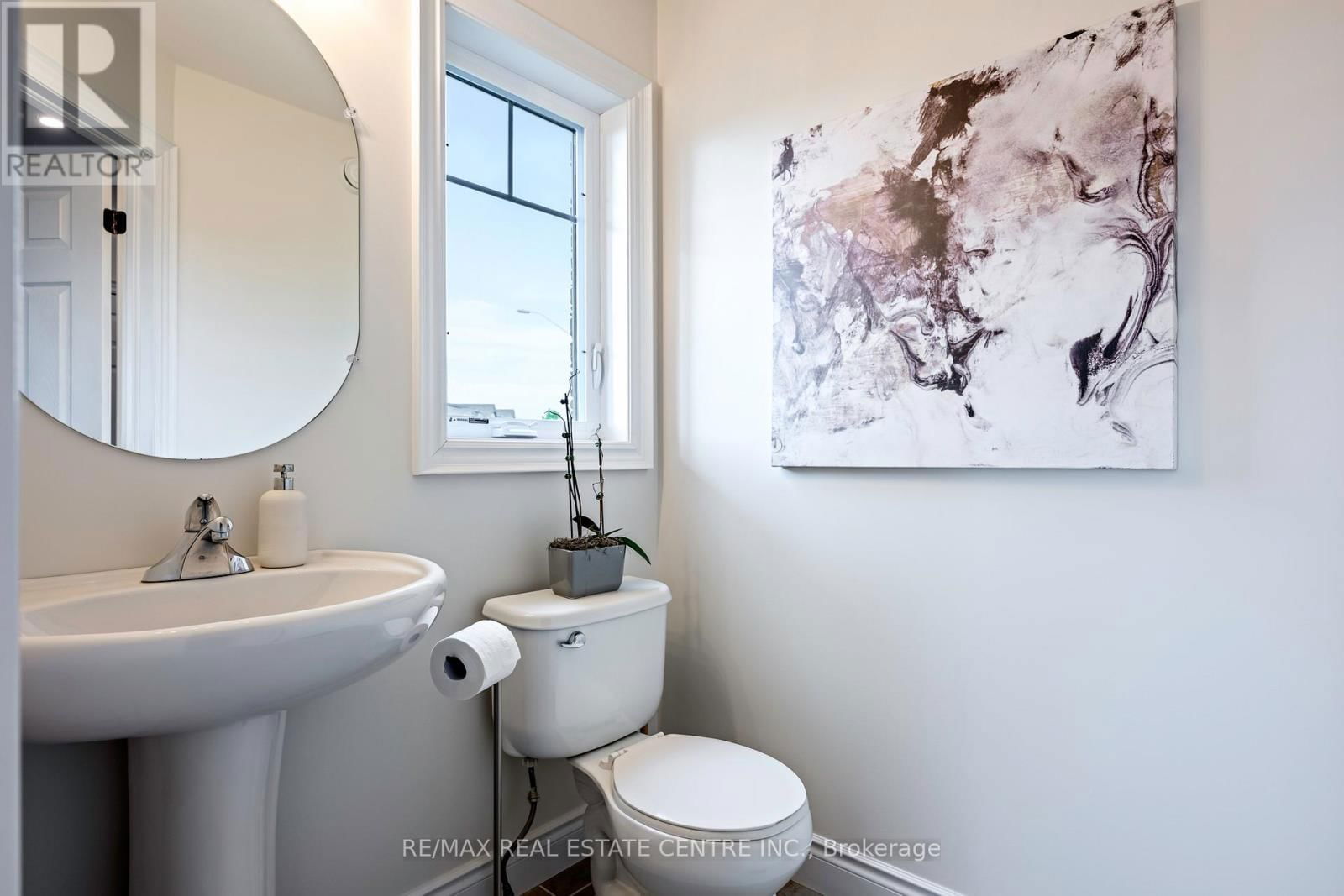 1 WARDLAW AVENUE Image 20