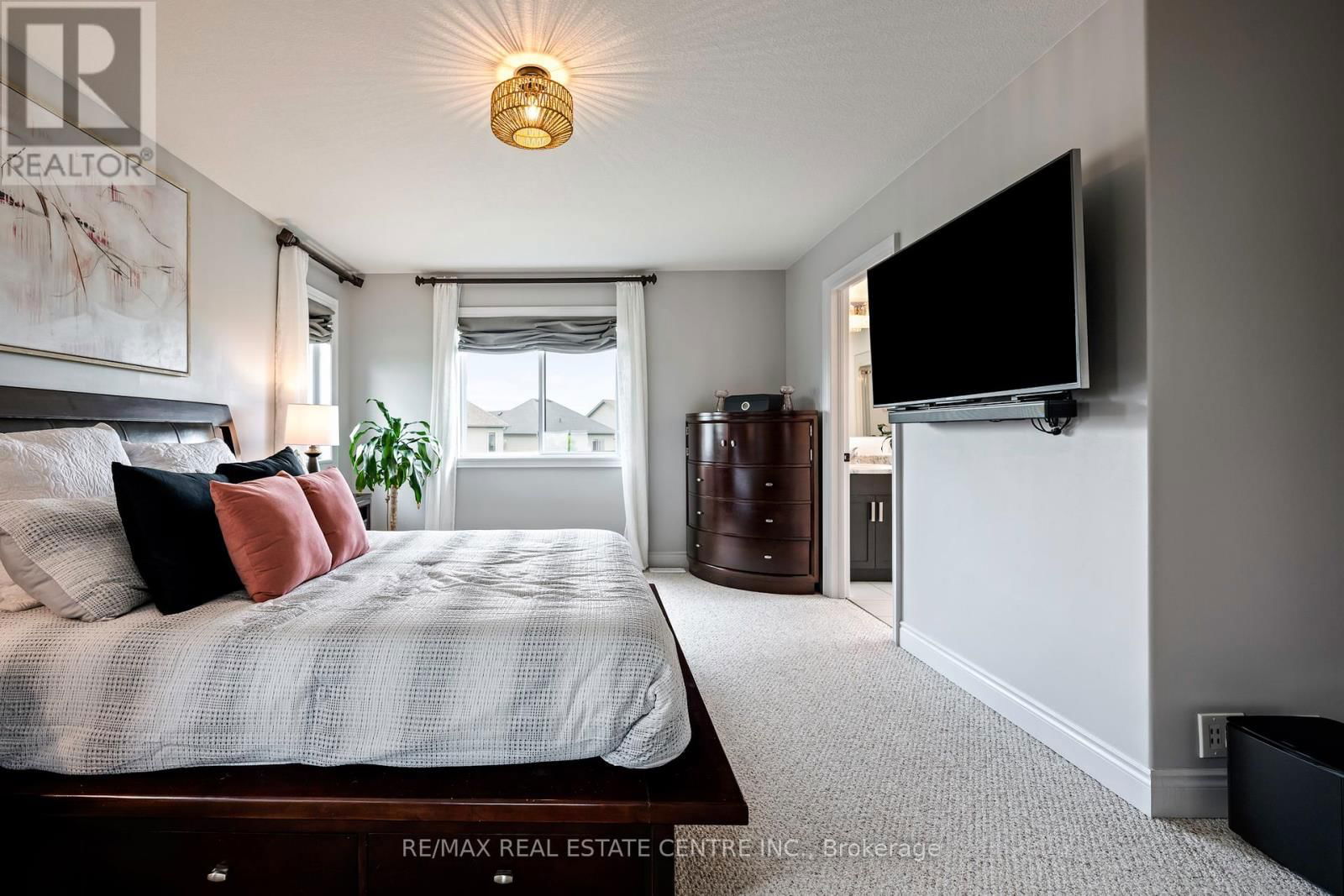 1 WARDLAW AVENUE Image 29