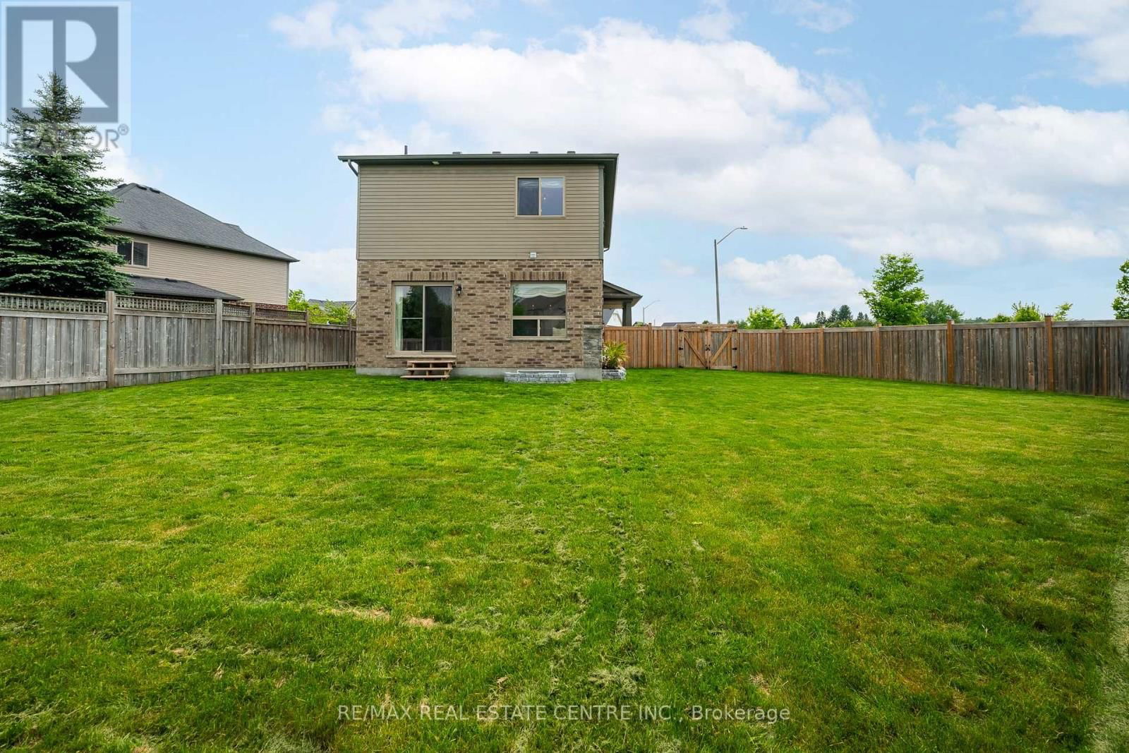 1 WARDLAW AVENUE Image 32