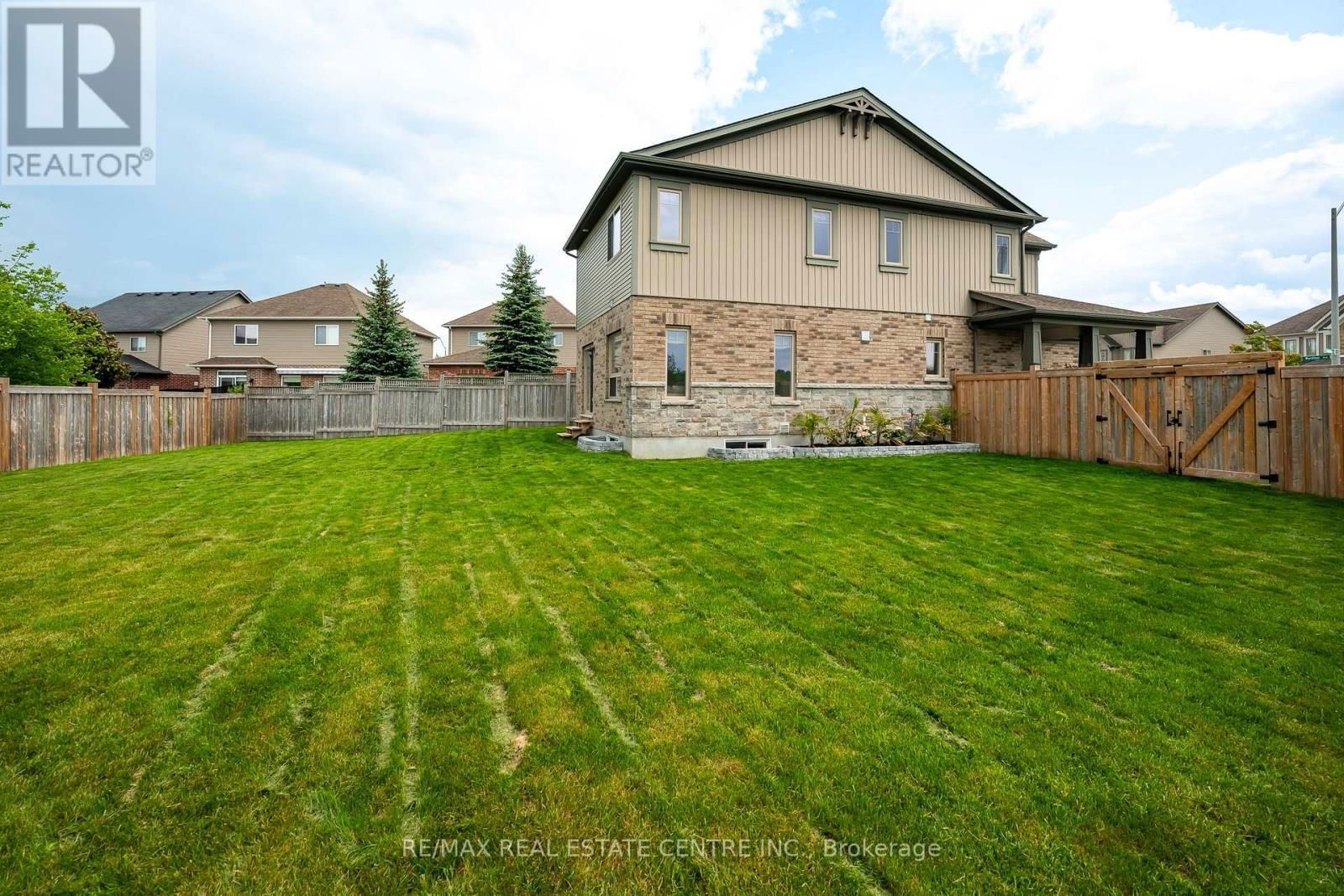 1 WARDLAW AVENUE Image 33