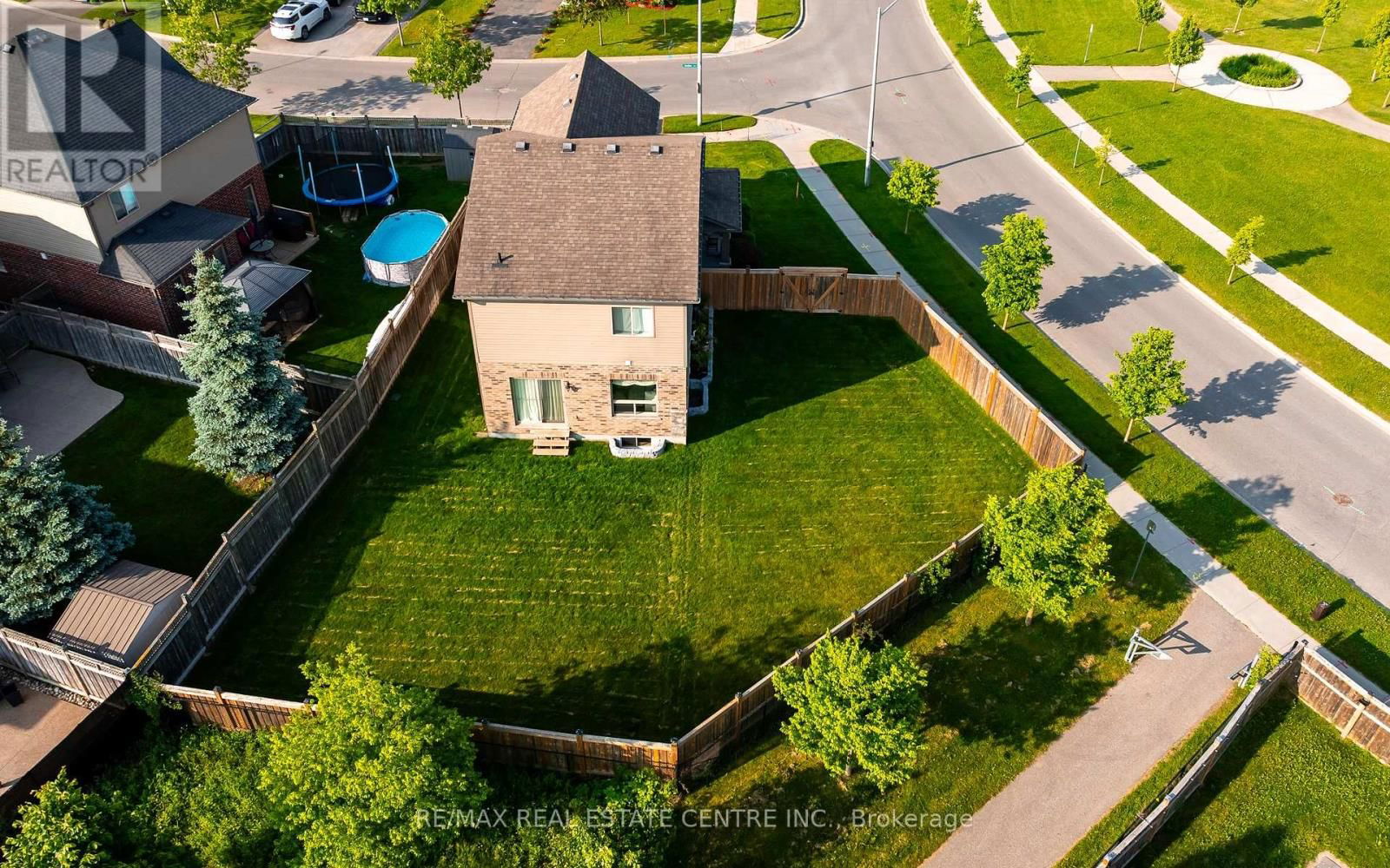 1 WARDLAW AVENUE Image 39