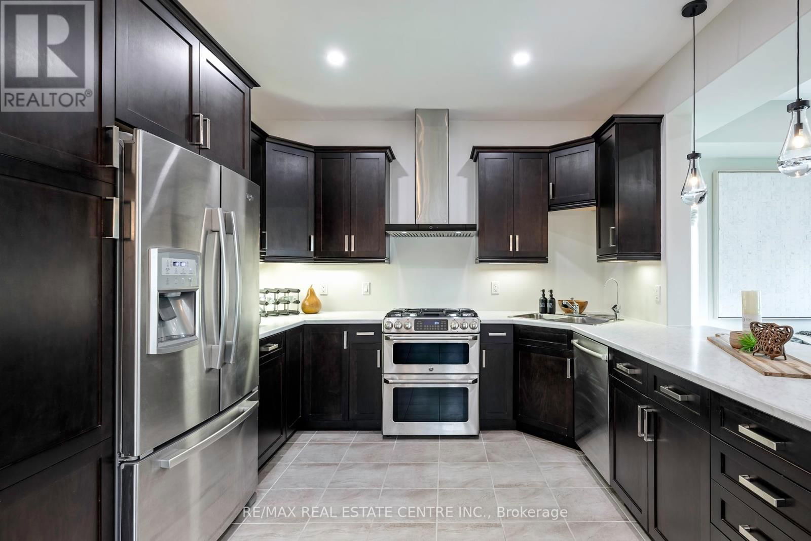 1 WARDLAW AVENUE Image 8