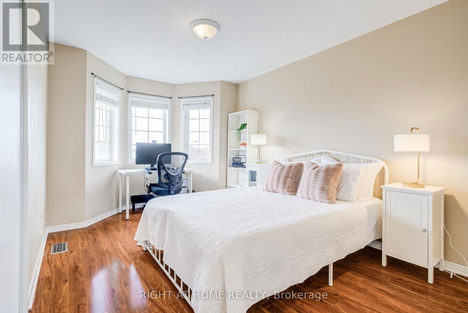 3662 JORIE CRESCENT Image 29