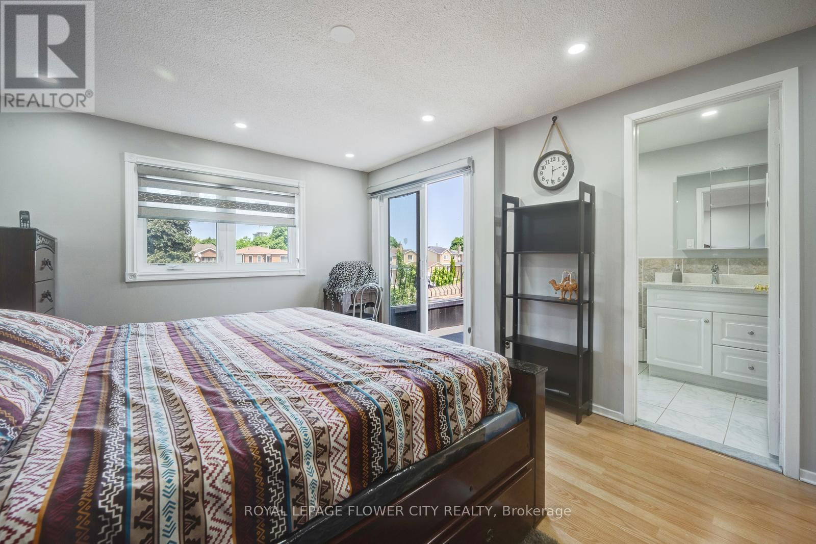 27 DENLOW DRIVE Image 20