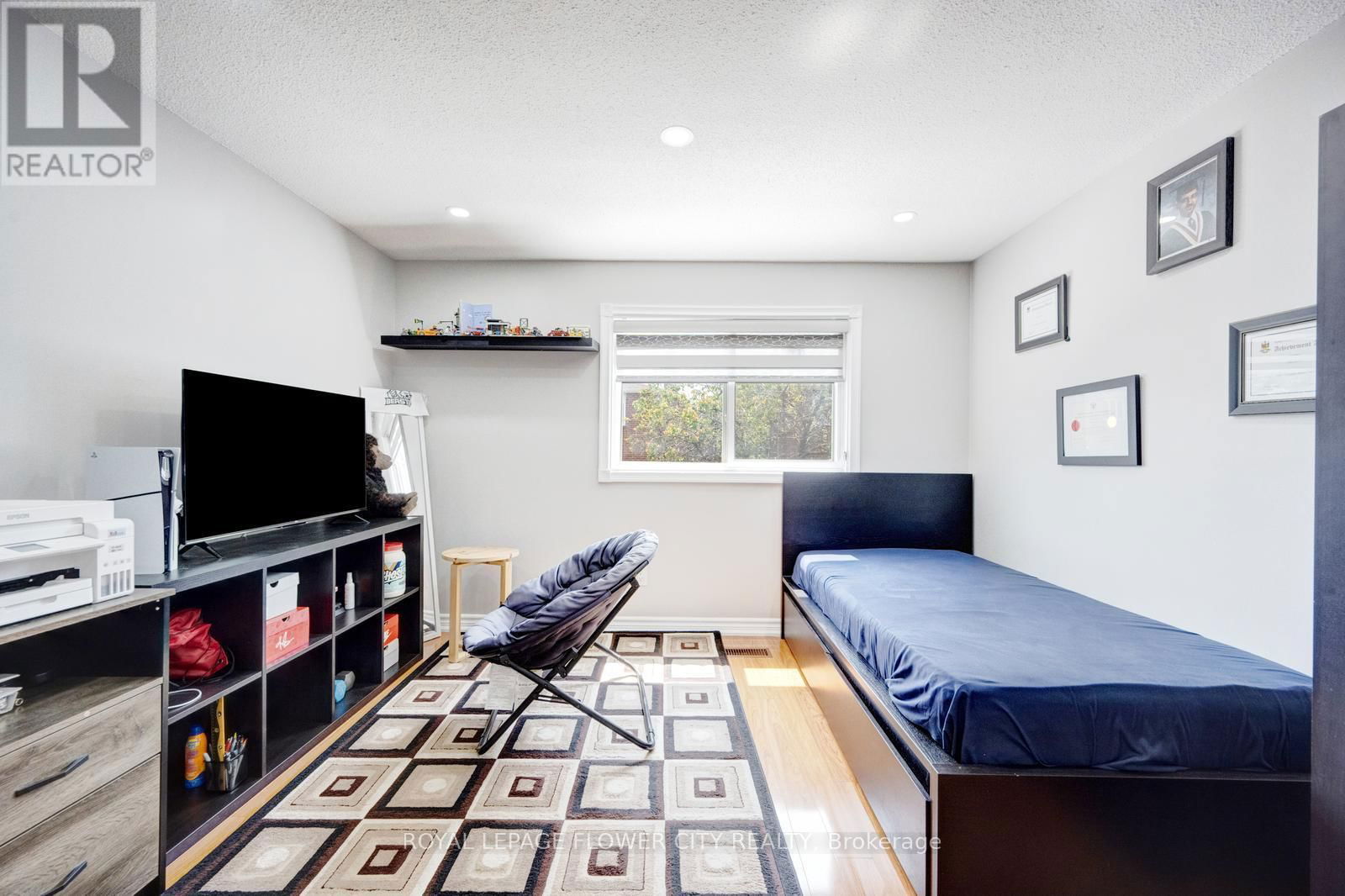 27 DENLOW DRIVE Image 27