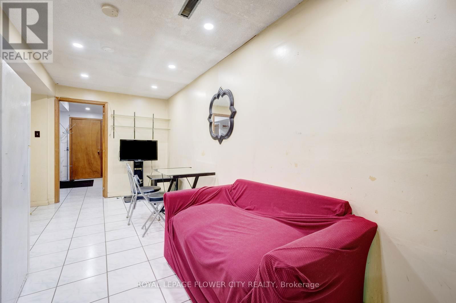 27 DENLOW DRIVE Image 38