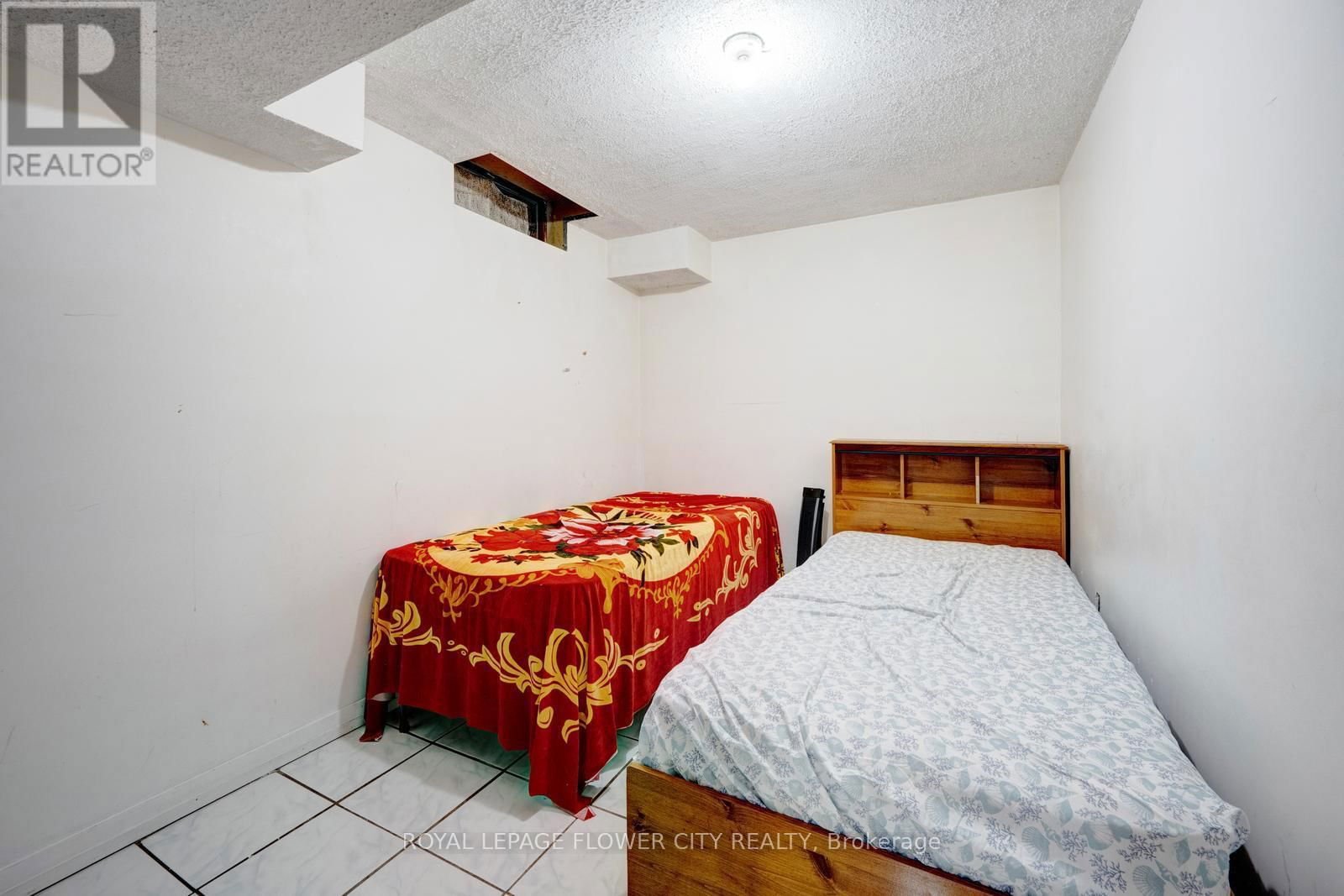 27 DENLOW DRIVE Image 40
