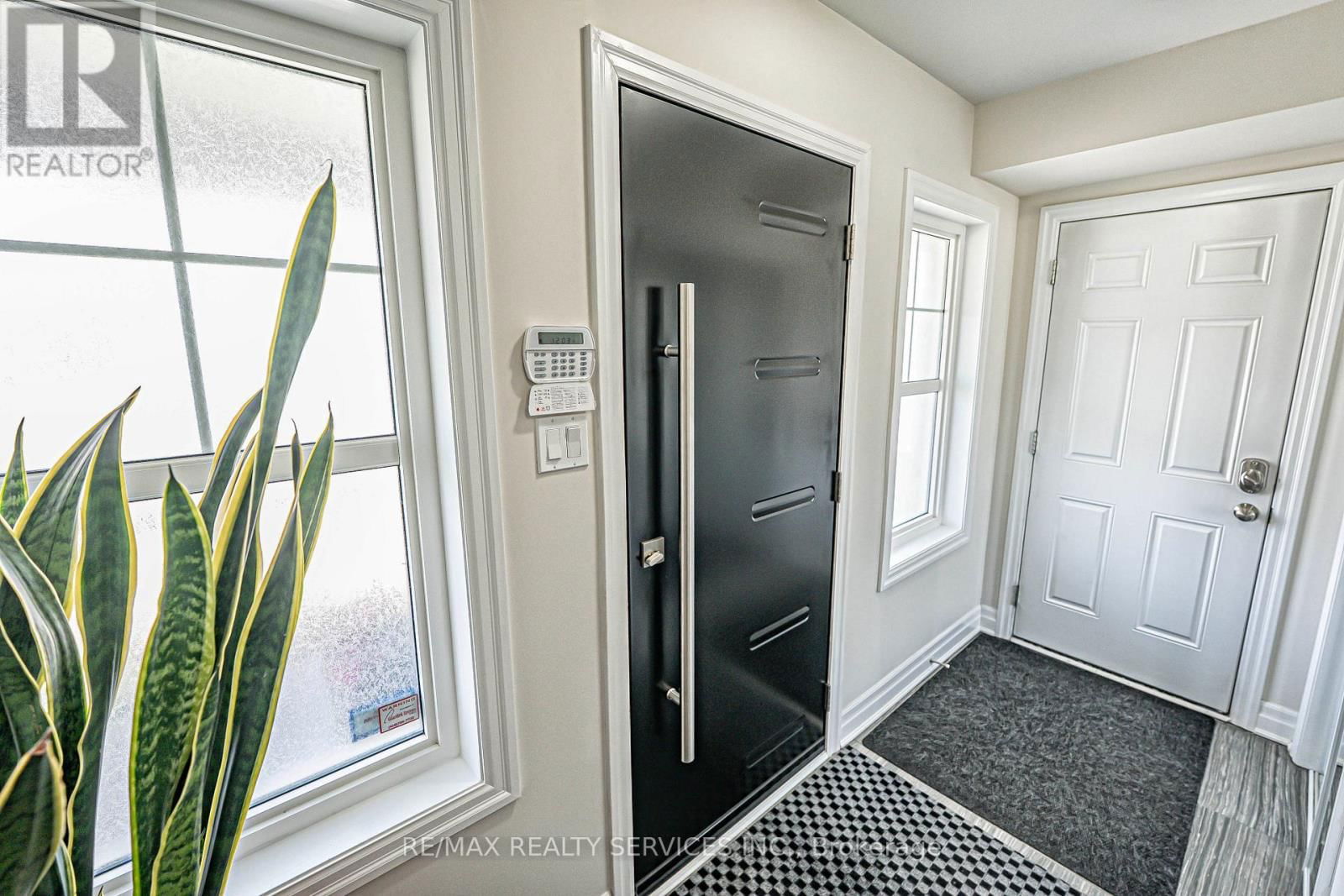 1 BILLITER ROAD Image 11