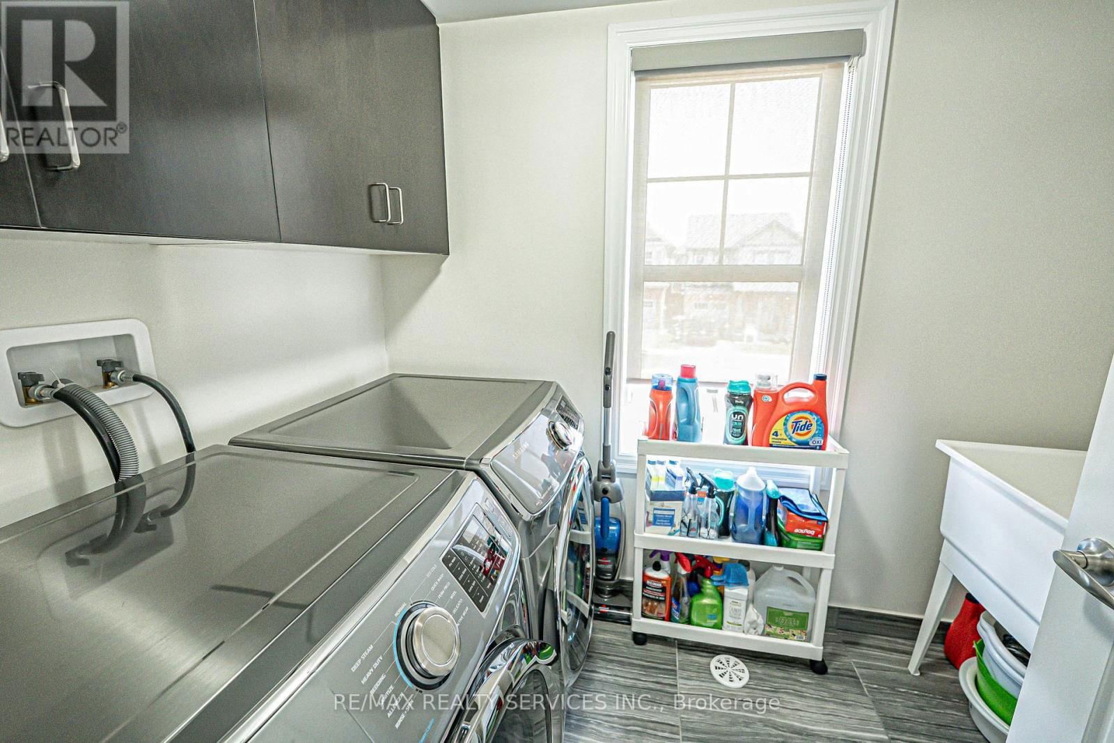 1 BILLITER ROAD Image 32