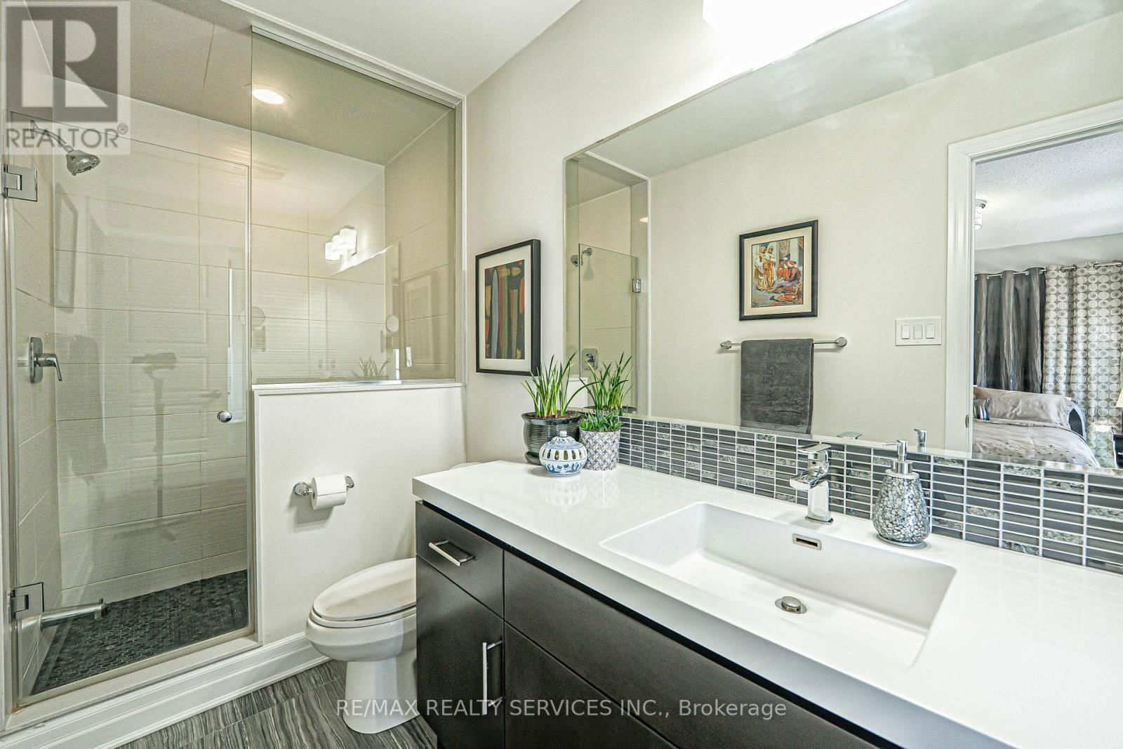1 BILLITER ROAD Image 36