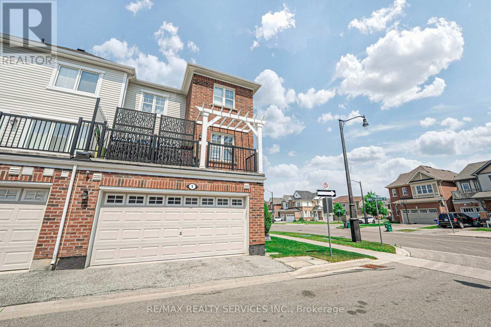 1 BILLITER ROAD Image 6
