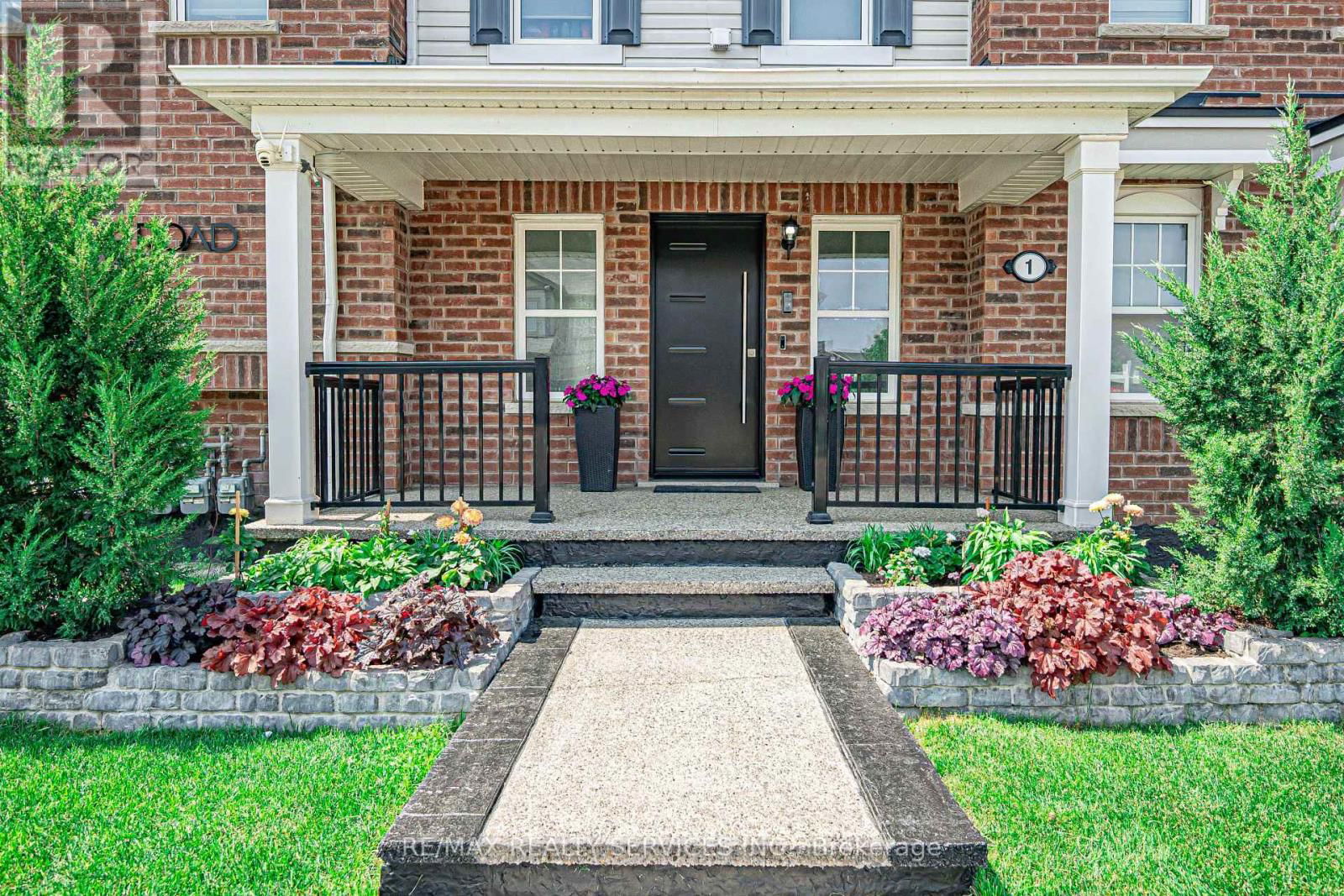 1 BILLITER ROAD Image 9