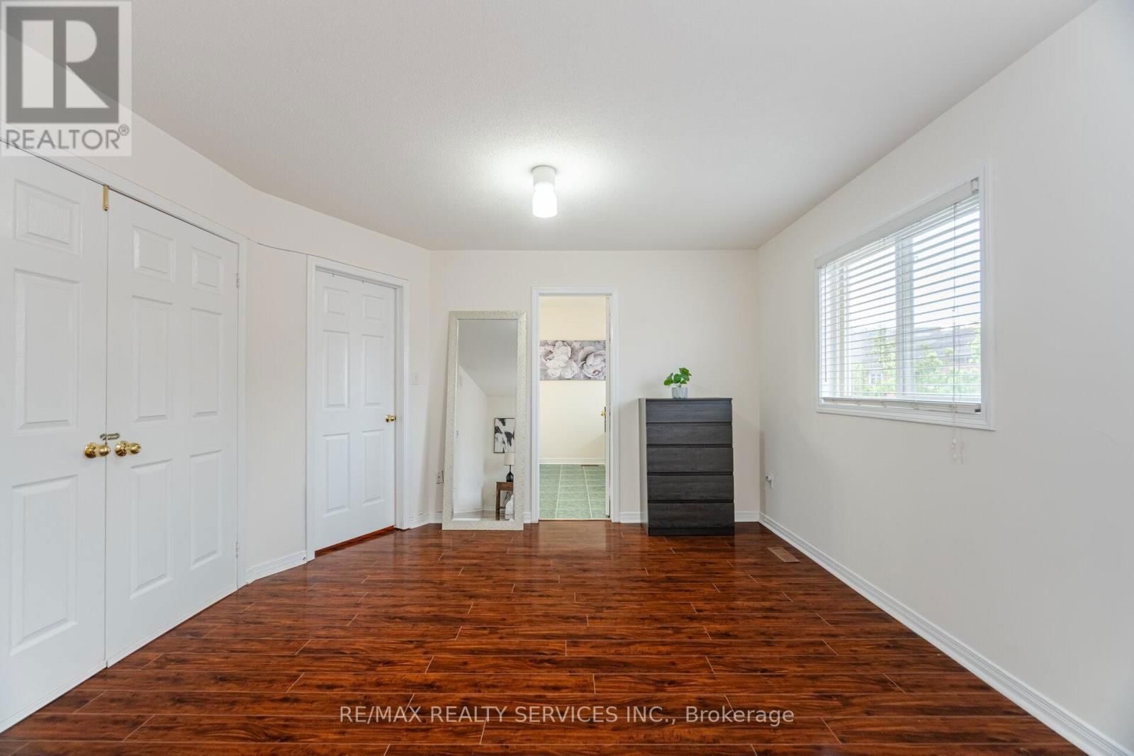 77 MILKWEED CRESCENT Image 22