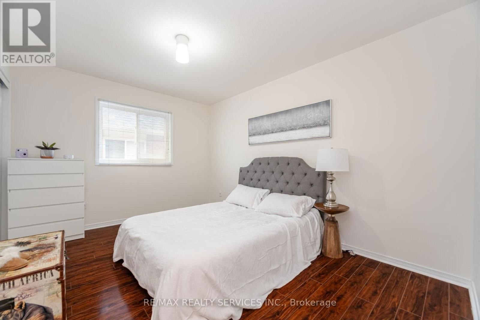 77 MILKWEED CRESCENT Image 28