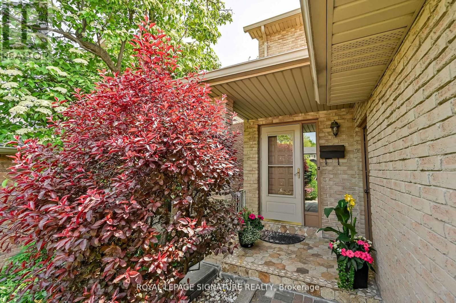 4199 POWDERHORN CRESCENT Image 2