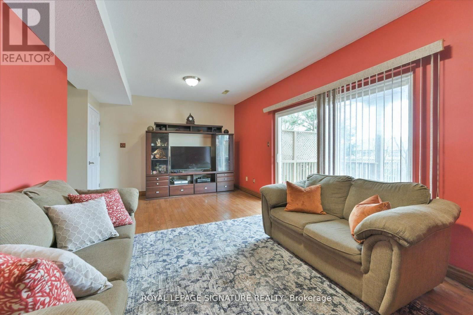 4199 POWDERHORN CRESCENT Image 24