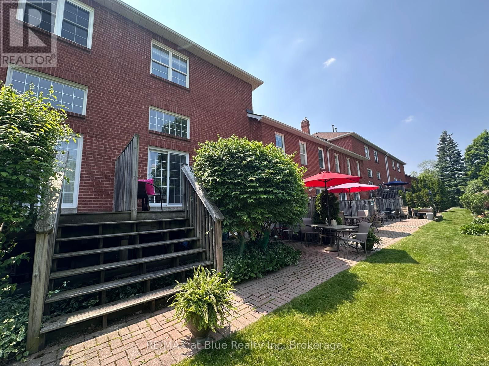 8 STORNWOOD COURT Image 38