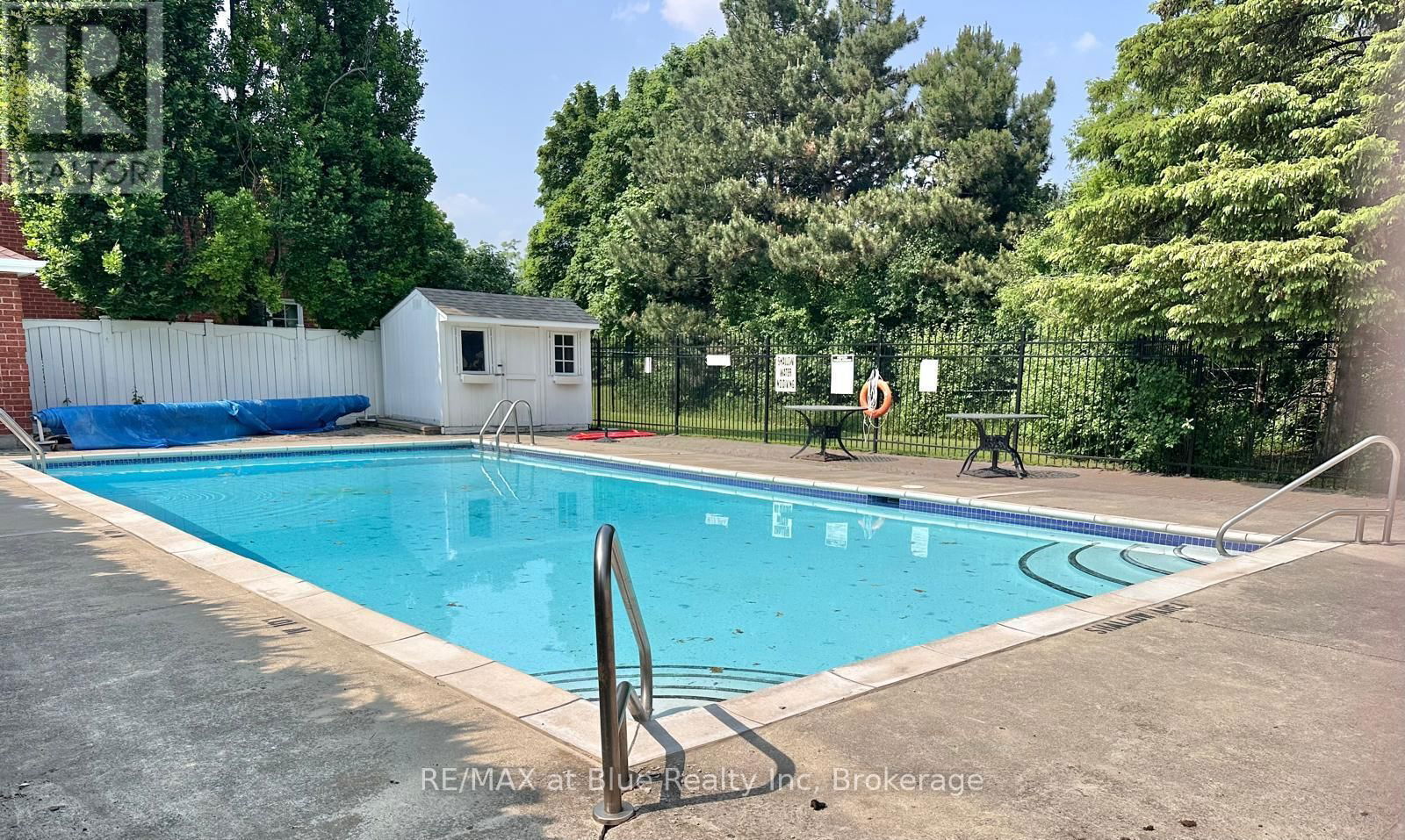 8 STORNWOOD COURT Image 40