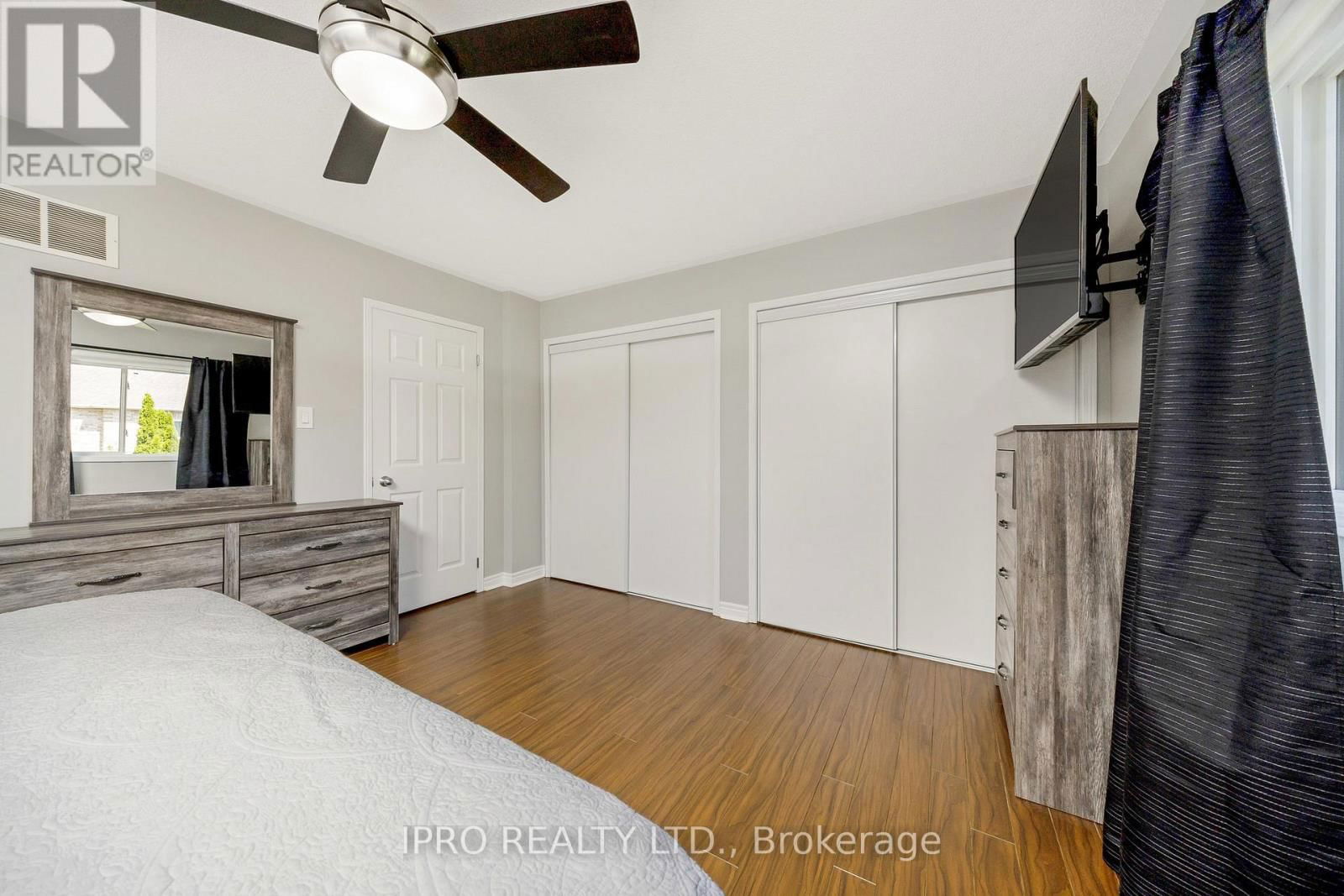 11 HARDING STREET Image 18