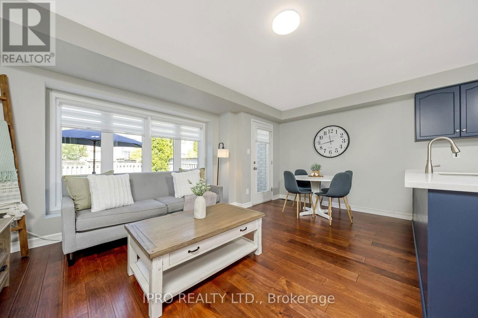 11 HARDING STREET Image 8