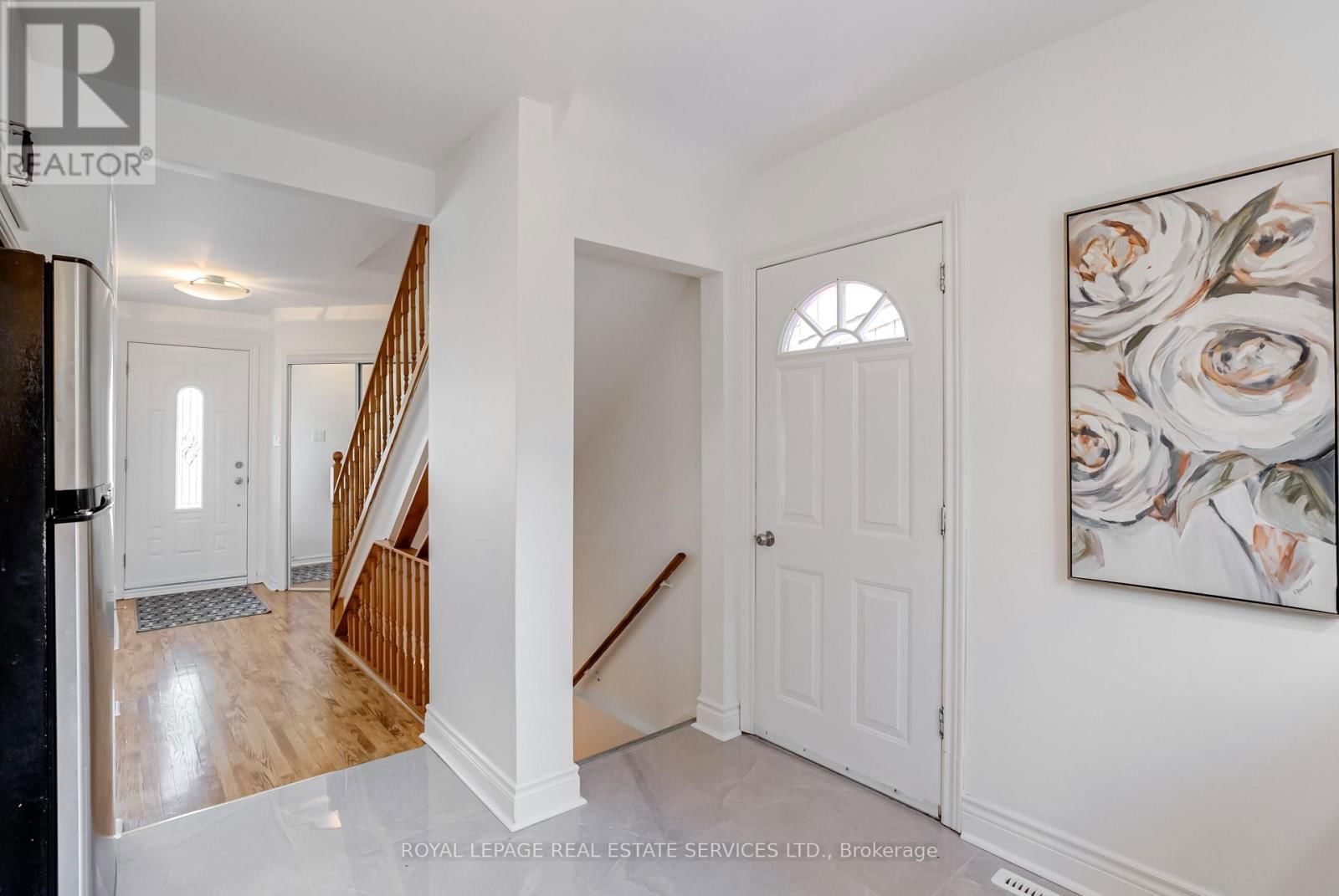 34 SKYLARK ROAD Image 17