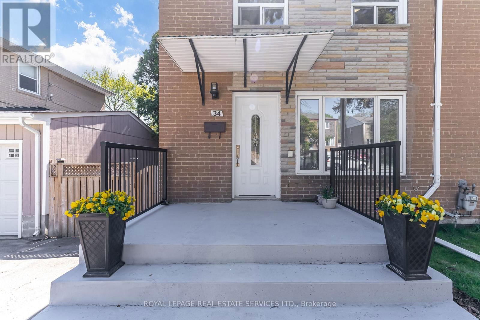 34 SKYLARK ROAD Image 2
