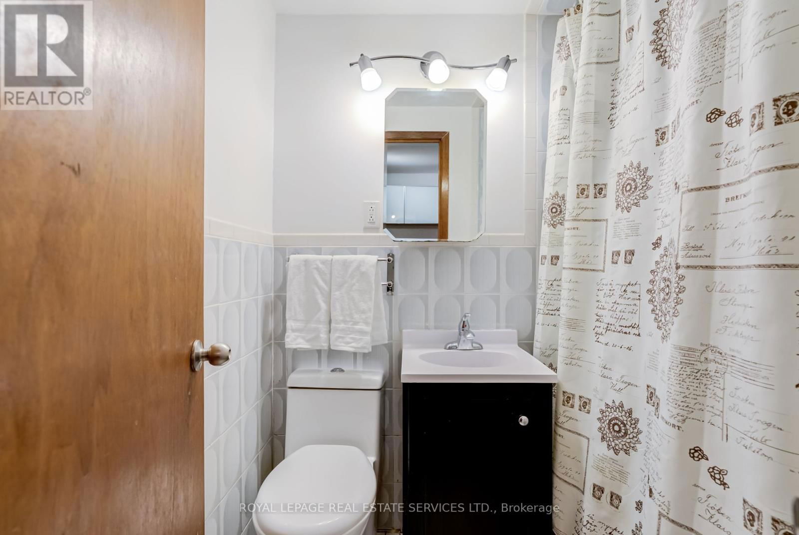 34 SKYLARK ROAD Image 29