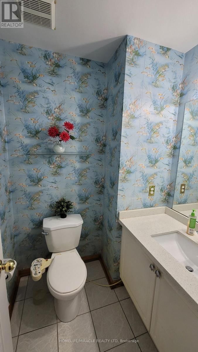 144 SANDYSHORES DRIVE WEST Image 13