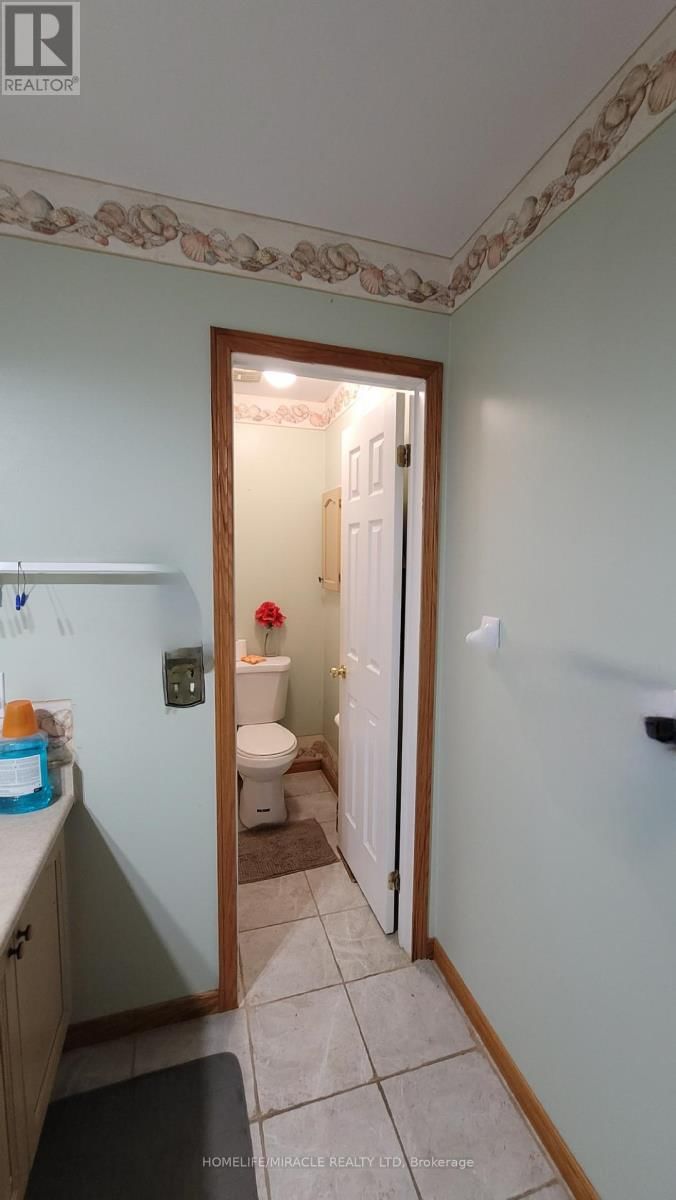 144 SANDYSHORES DRIVE WEST Image 21