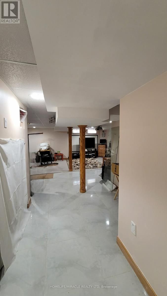144 SANDYSHORES DRIVE WEST Image 32