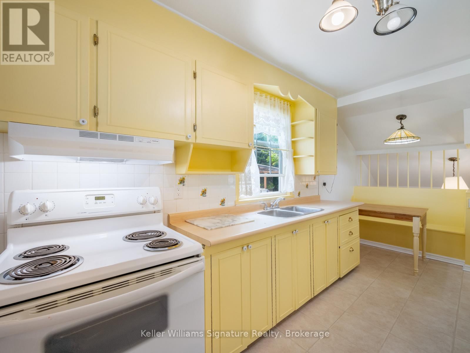 3138 MERRITT AVENUE Image 12