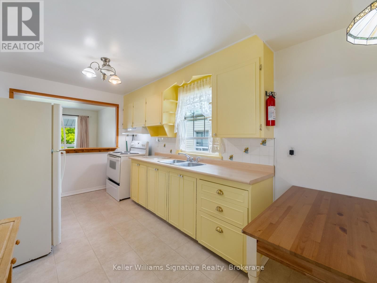 3138 MERRITT AVENUE Image 14
