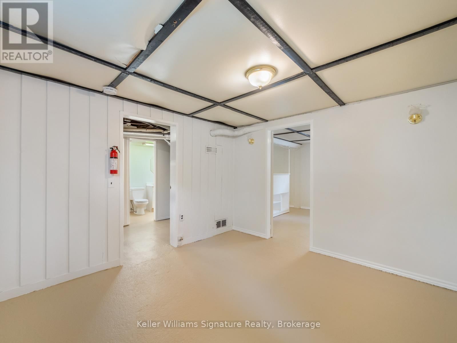 3138 MERRITT AVENUE Image 28
